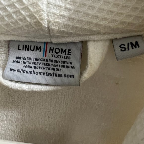 Linum Home Textiles Unisex Turkish Cotton Smyrna White Robe - Picture 3 of 11